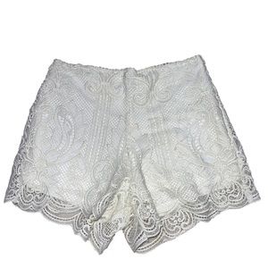 Sans Souci white crochet lace shorts small